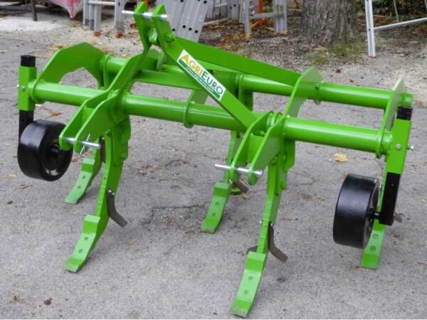 Landbouwwoeler op tractor AgriEuro serie 170 Standaard met 5 tanden – met stalen wielen